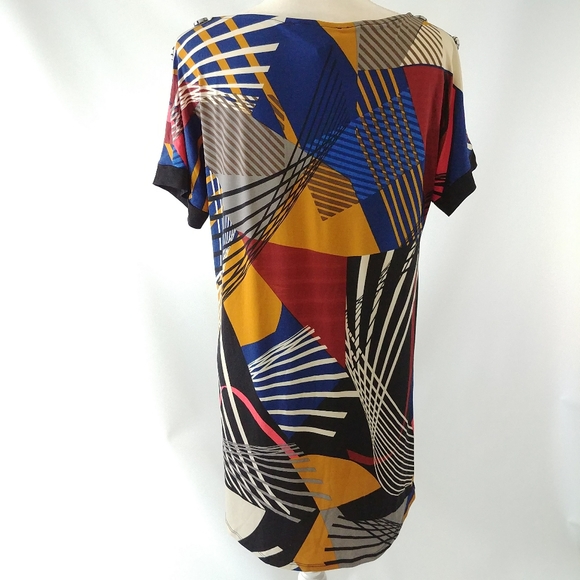 ✨3 for $30✨ Print Tunic w/ Button Detail NWOT - Picture 5 of 9